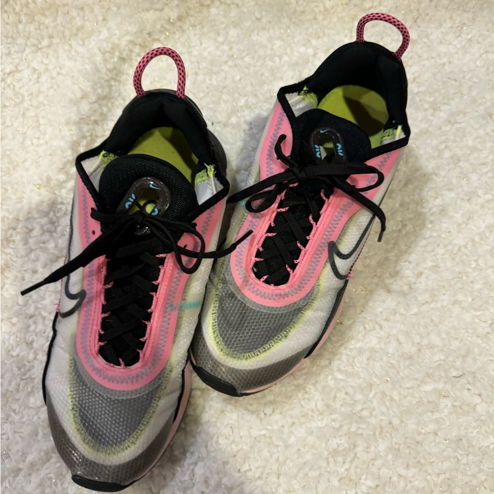 Nike 2090